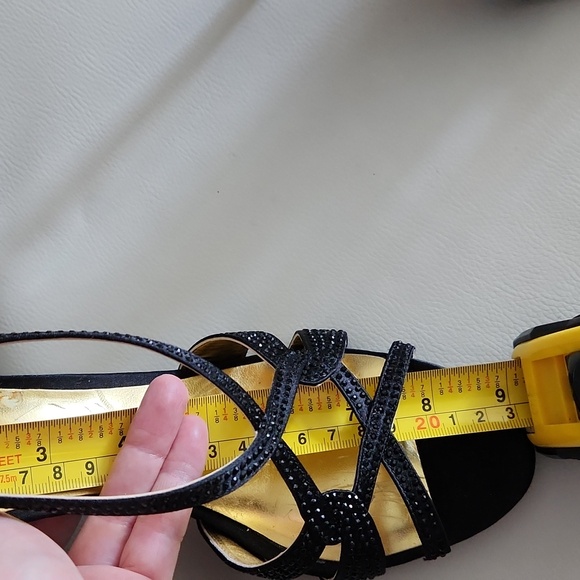 Sandals - Picture 3 of 3